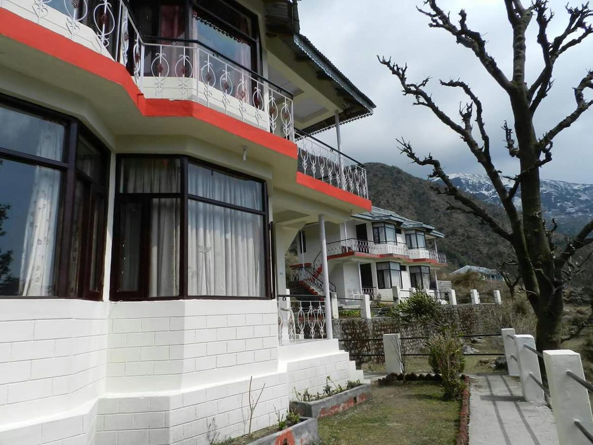 Hotel Shivalay Dharamshala Bagian luar foto